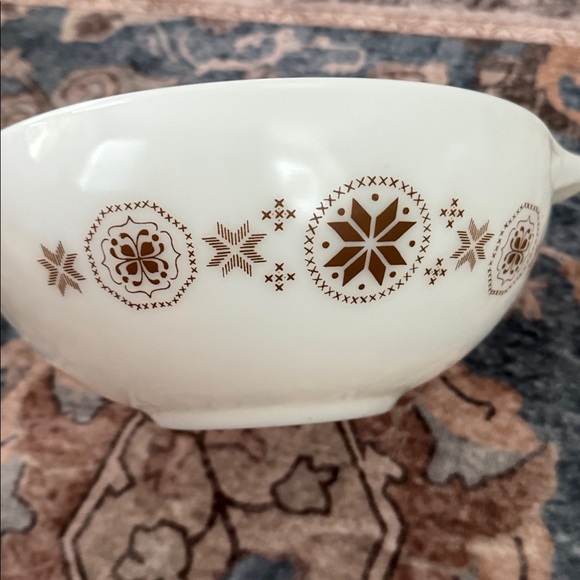 Pyrex 4 Quart Town and Country Mixing Bowl - Picture 5 of 6